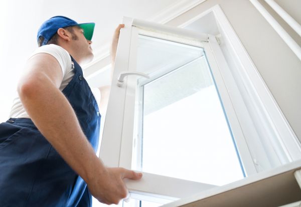 Cost of Vinyl Windows Installation in Corona