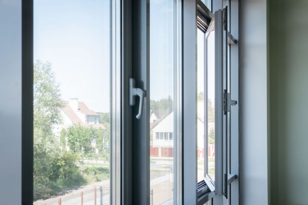 Cost of Aluminium Windows Installation in Corona